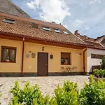 Casa Carolina Brasov