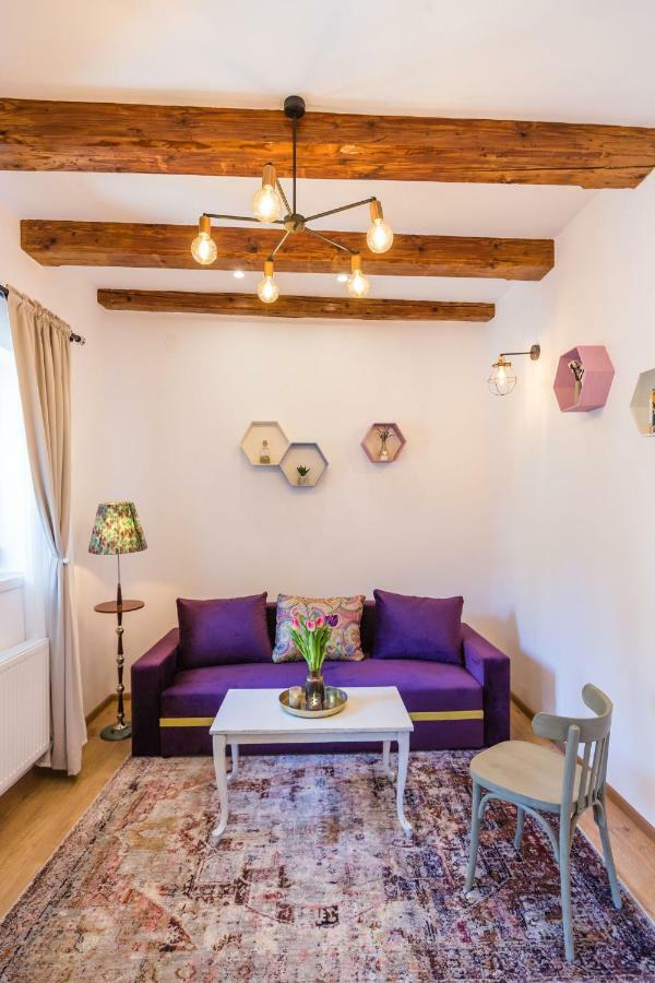 Casa Carolina * Braşov